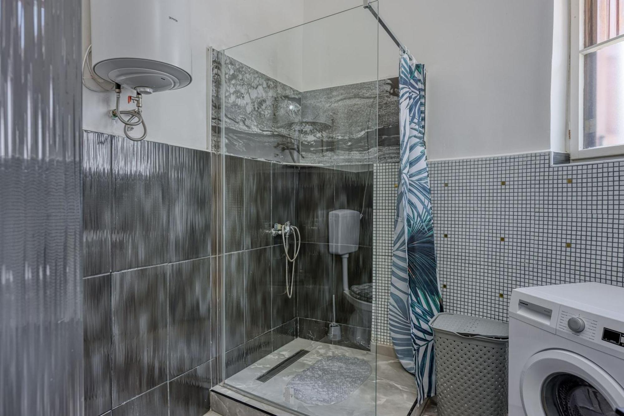 Lovely Townhouse - Happy Apartment